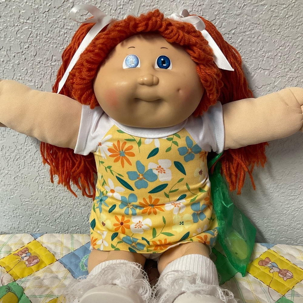 Vintage Cabbage Patch Kid Girl Red Hair Blue Eyes Hong Kong HM#3 1985